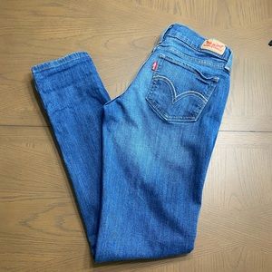 Levi’s 524 skinny
